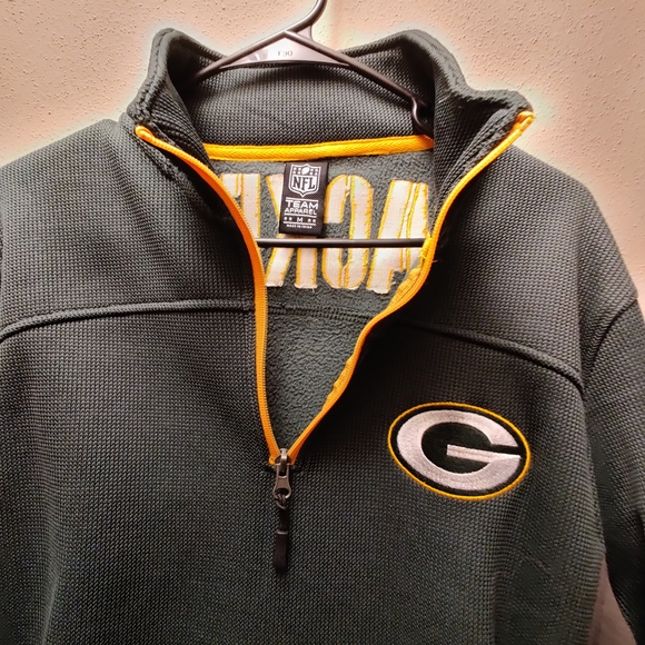 Green Bay  Packers over the head  Jacket with partial zipper size M - Picture 3 of 9